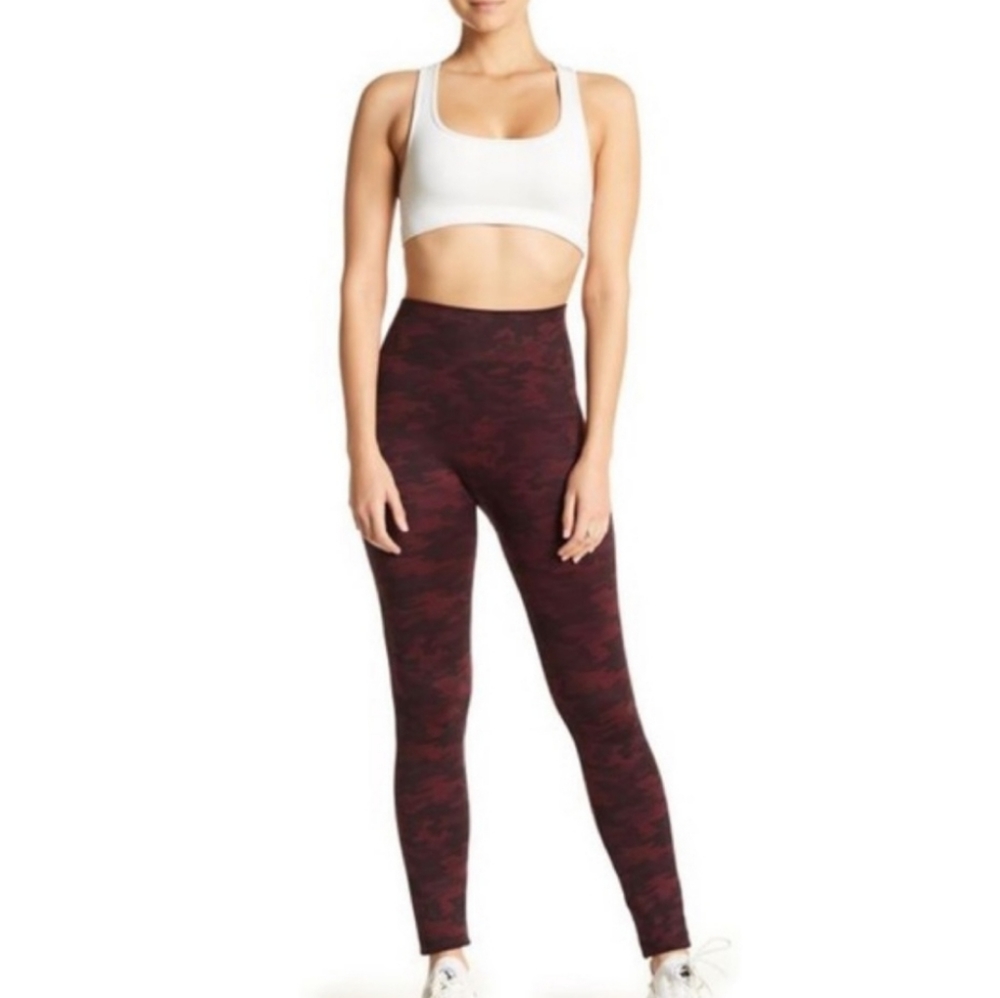Spanx Look at me now Seamless Wine Camo XL